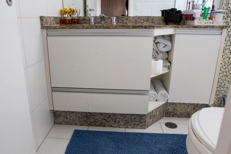 Apartamento à venda com 136m², 4 quartos e 3 vagasBanheiro Suíte