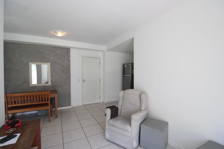 Apartamento à venda com 66m², 2 quartos e 1 vagaSala