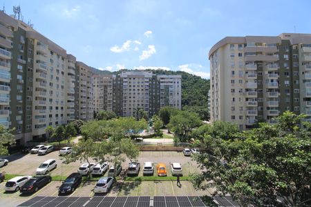 Apartamento à venda com 66m², 2 quartos e 1 vagaSala - Varanda
