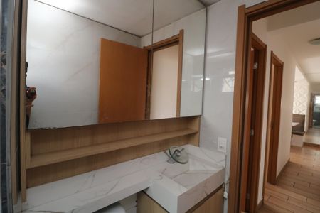 Apartamento para alugar com 48m², 2 quartos e 1 vagaBanheiro