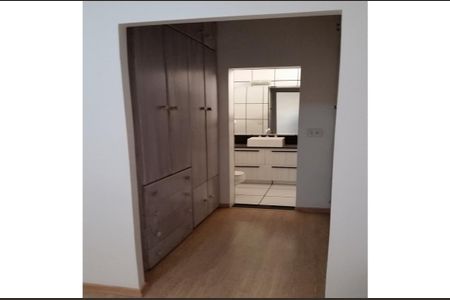 Casa para alugar com 3 quartos, 240m² em Vila Marina, São Paulo