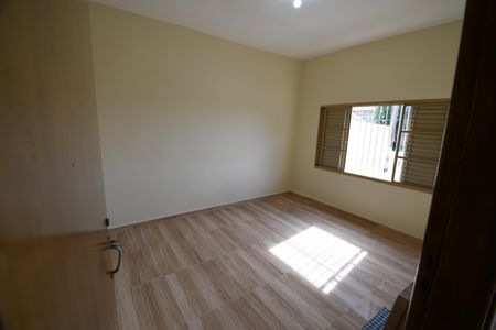 Casa à venda com 127m², 3 quartos e 4 vagasQuarto 1