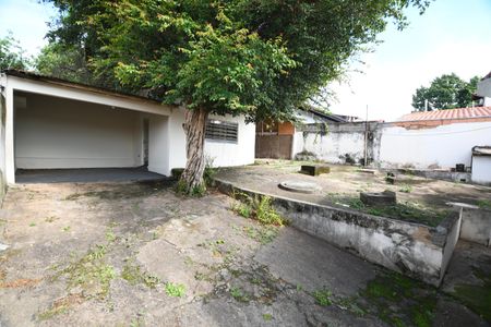 Casa à venda com 127m², 3 quartos e 4 vagasQuintal