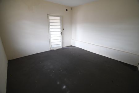 Casa à venda com 127m², 3 quartos e 4 vagasQuarto de Serviço