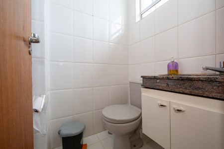 Apartamento à venda com 130m², 2 quartos e 2 vagasBANHEIRO3