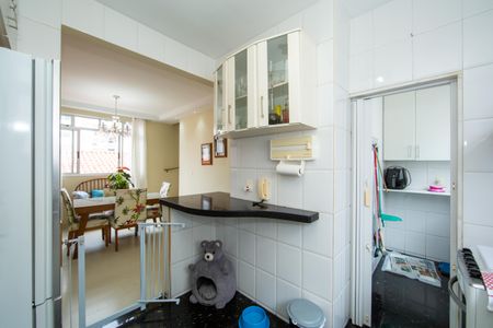 Apartamento à venda com 130m², 2 quartos e 2 vagasCOZINHA