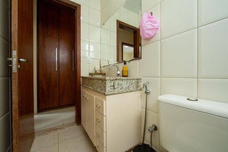 Apartamento à venda com 130m², 2 quartos e 2 vagasBANHEIRO1