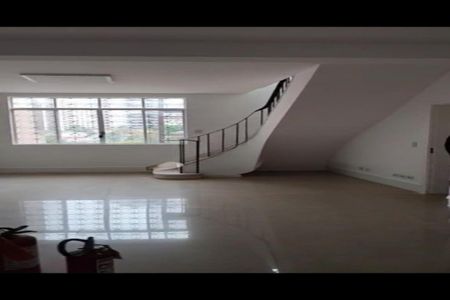 Casa para alugar com 5 quartos, 244m² em Olímpico, São Caetano do Sul