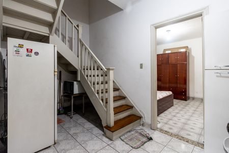 Casa para alugar com 252m², 5 quartos e 3 vagas Casa para alugar com 252m², 5 quartos e 3 vagasSala