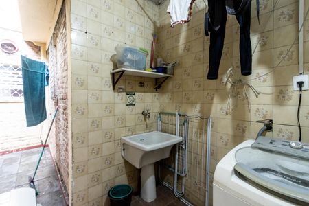 Casa para alugar com 252m², 5 quartos e 3 vagas Casa para alugar com 252m², 5 quartos e 3 vagasÁrea de Serviço