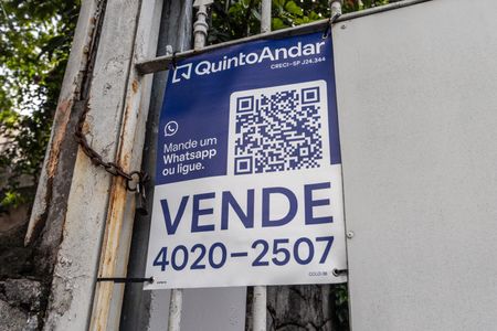 Casa para alugar com 252m², 5 quartos e 3 vagas Casa para alugar com 252m², 5 quartos e 3 vagasPlaquinha