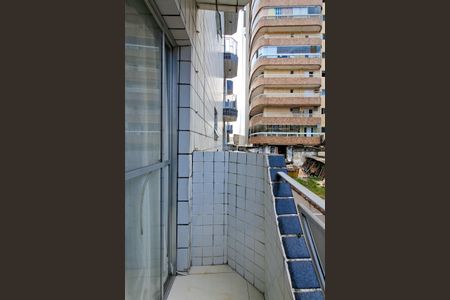 Sacada  de apartamento para alugar com 1 quarto, 1m² em Vila Tupi, Praia Grande
