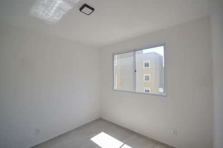 Quarto 1 de apartamento para alugar com 2 quartos, 50m² em Jardim Alvorada, Nova Iguaçu