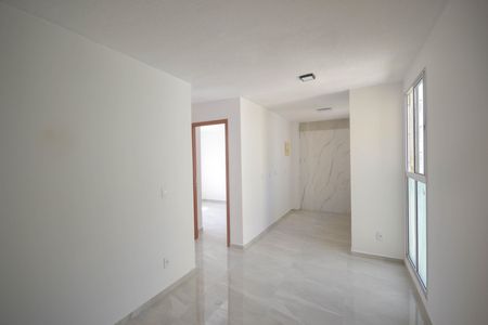 Sala de apartamento para alugar com 2 quartos, 50m² em Jardim Alvorada, Nova Iguaçu