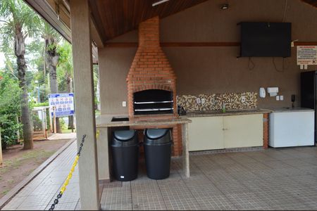 Casa de condomínio para alugar com 70m², 4 quartos e 3 vagasÁrea comum - Churrasqueira
