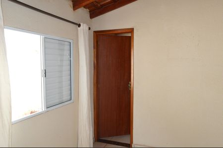 Casa de condomínio para alugar com 70m², 4 quartos e 3 vagasQuarto de Serviço