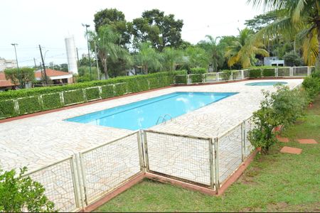 Casa de condomínio para alugar com 70m², 4 quartos e 3 vagasÁrea comum - Piscina
