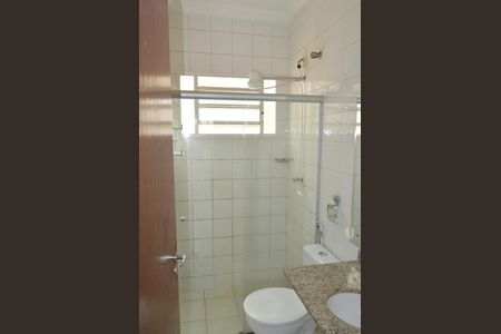 Casa de condomínio para alugar com 70m², 4 quartos e 3 vagasBanheiro