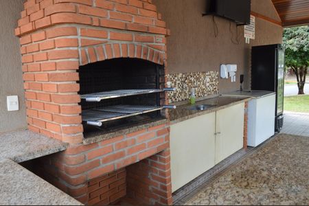 Casa de condomínio para alugar com 70m², 4 quartos e 3 vagasÁrea comum - Churrasqueira