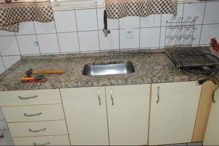 Casa de condomínio para alugar com 70m², 4 quartos e 3 vagasCozinha