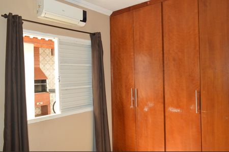 Casa de condomínio para alugar com 70m², 4 quartos e 3 vagasSuíte 