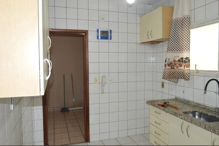 Casa de condomínio para alugar com 70m², 4 quartos e 3 vagasCozinha