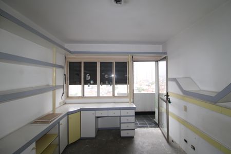 Apartamento à venda com 200m², 3 quartos e 4 vagasSuíte 2