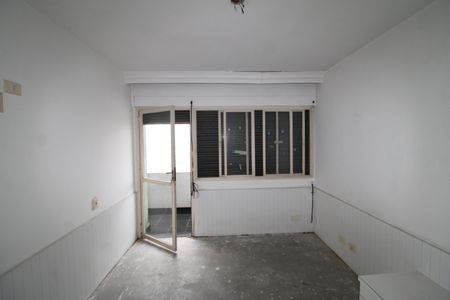 Apartamento à venda com 200m², 3 quartos e 4 vagasSuíte