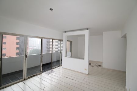 Apartamento à venda com 200m², 3 quartos e 4 vagasSala