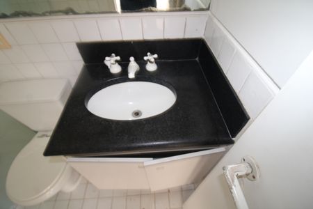 Apartamento à venda com 200m², 3 quartos e 4 vagasBanheiro da Suíte 2