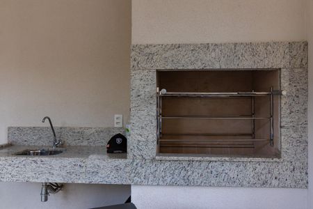 Apartamento para alugar com 33m², 2 quartos e sem vagaÁrea comum - Churrasqueira