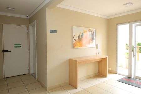Apartamento para alugar com 33m², 2 quartos e sem vagaÁrea comum - Saguão do prédio