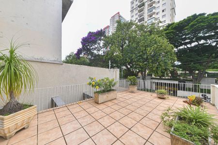 Varanda de casa para alugar com 3 quartos, 200m² em Campo Belo, São Paulo