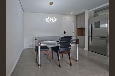 Apartamento para alugar com 70m², 2 quartos e 1 vaga