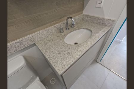 Apartamento para alugar com 70m², 2 quartos e 1 vaga