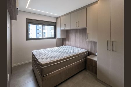 Apartamento para alugar com 70m², 2 quartos e 1 vaga