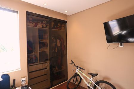 Apartamento à venda com 203m², 4 quartos e 2 vagasQuarto