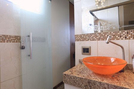 Apartamento à venda com 203m², 4 quartos e 2 vagasBanheiro da Suíte