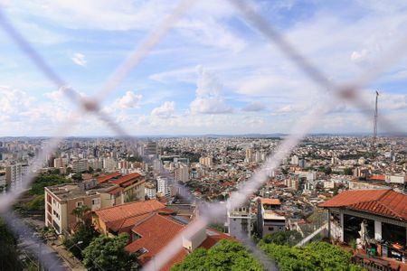 Apartamento à venda com 203m², 4 quartos e 2 vagasVista da Suíte 1