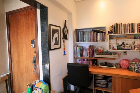 Apartamento à venda com 203m², 4 quartos e 2 vagasQuarto de Serviço