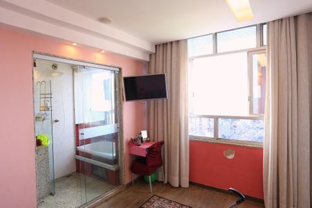 Apartamento à venda com 203m², 4 quartos e 2 vagasSuíte 1