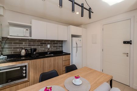 Studio para alugar com 25m², 1 quarto e 1 vaga Studio para alugar com 25m², 1 quarto e 1 vagaSala/Cozinha