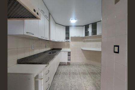 Apartamento à venda com 60m², 2 quartos e 1 vaga Apartamento à venda com 60m², 2 quartos e 1 vagaCozinha