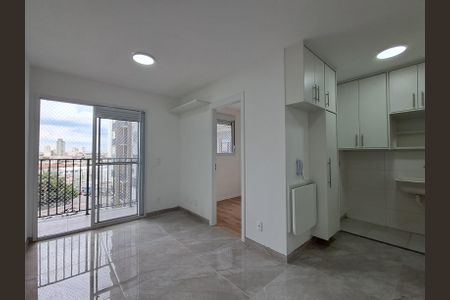 Apartamento para alugar com 38m², 2 quartos e sem vaga Apartamento para alugar com 38m², 2 quartos e sem vagaSala