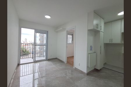 Sala de apartamento para alugar com 2 quartos, 38m² em Bom Retiro, São Paulo