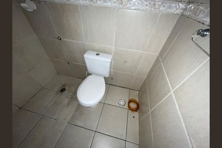 Casa de condomínio à venda com 100m², 2 quartos e 1 vagaBanheiro da Suíte