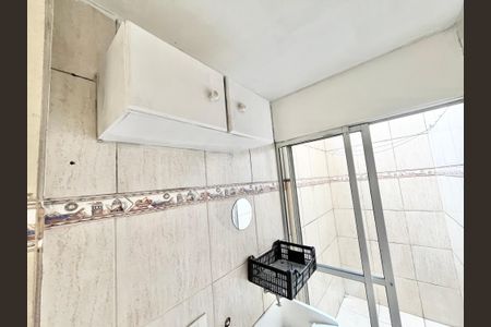 Casa de condomínio à venda com 100m², 2 quartos e 1 vagaÁrea de Serviço