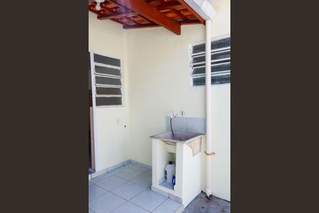 Casa para alugar com 60m², 1 quarto e sem vagaLavanderia