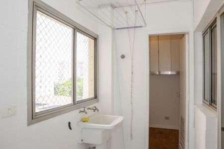 Apartamento para alugar com 115m², 3 quartos e 1 vagaÁrea de Serviço