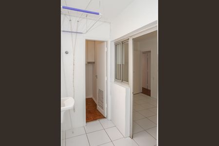 Apartamento para alugar com 115m², 3 quartos e 1 vagaÁrea de Serviço